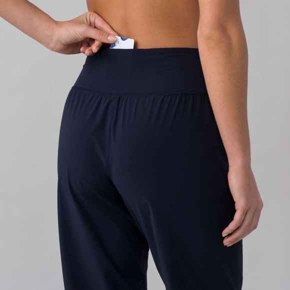 LULULEMON  Women’s Sun Setter Jogger Pants in Midnight Navy Blue Size 4 - Picture 2 of 8